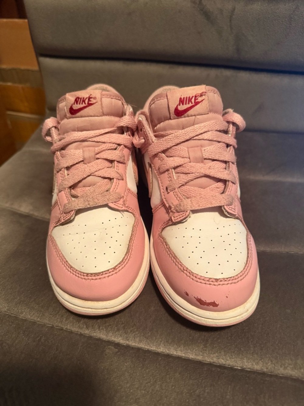 Girl’s Pink Nike Dunk Low Sneakers Size 2y - Picture 2 of 5